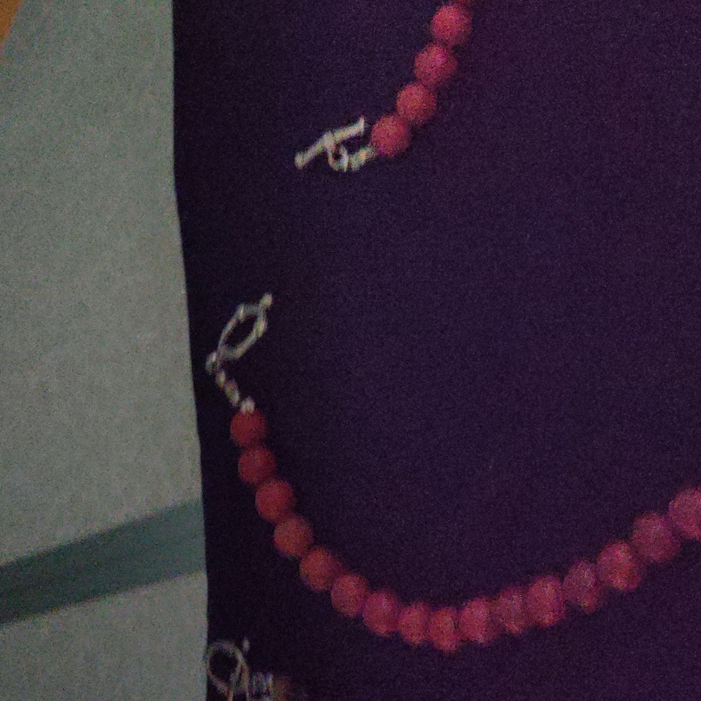 Necklaces(2) - Picture 2 of 3